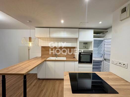 Appartement à louer 1 090 € 3 pièces 2 chambres 56 m² RDC Laleu-La Pallice La Rochelle 17000