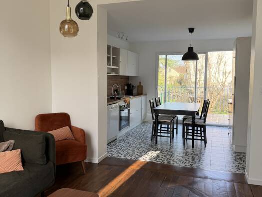 Maison à louer 1 010 € 4 pièces 3 chambres 78 m² Saint-Clément 89100