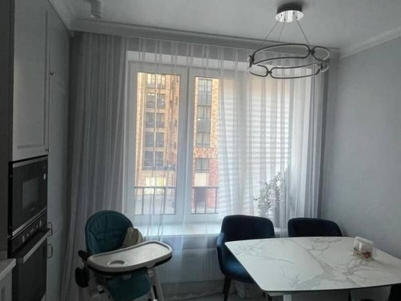 Maison à louer, 26m², PARIS 16E