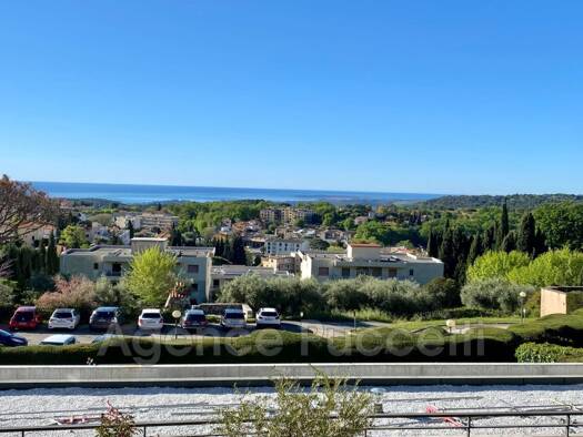 Appartement à vendre 440 000 € 3 pièces 2 chambres 61,1 m² Étage 1/2 Vence 06140