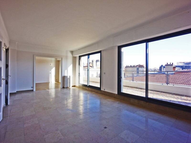 Maison à louer, 155m², SAINT ETIENNE