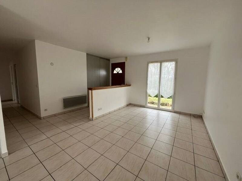 Maison à louer, 95m², LADIGNAC LE LONG