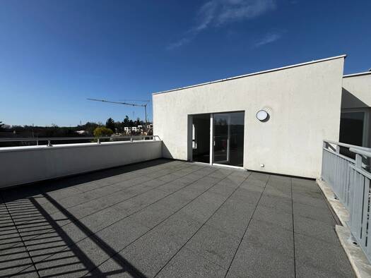 Appartement à vendre 210 000 € 3 pièces 2 chambres 69 m² Étage 2/2 Tilleroyes Besançon 25000