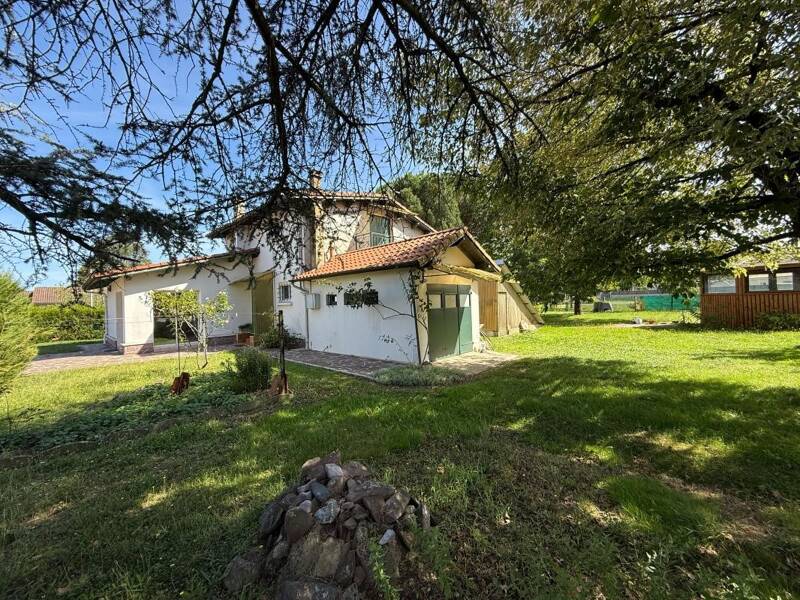 Maison à vendre, 136m², SARBAZAN