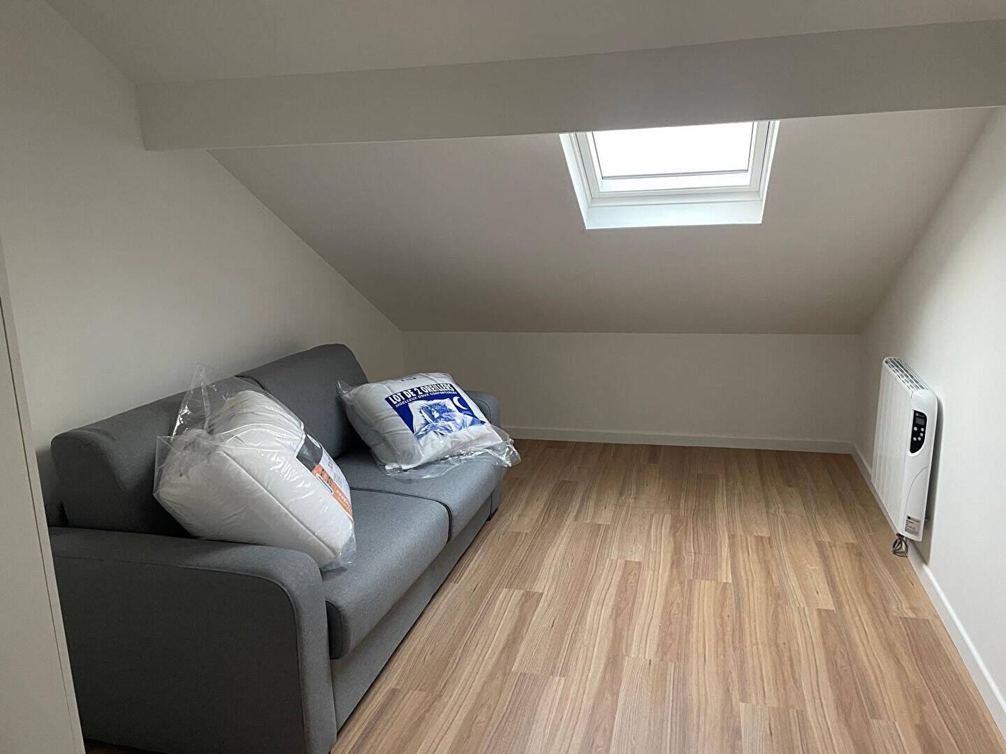 Maison à louer, 12m², SAINT MAUR DES FOSSES