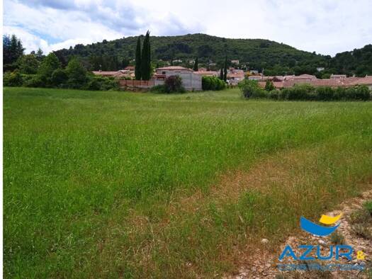 Terrain constructible à vendre 108 000 € 428 m² de terrain Villeneuve 04180