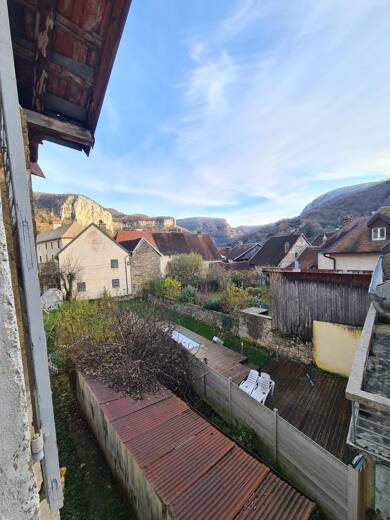 Maison à vendre 136 000 € 14 pièces 1 chambre 350 m² 404 m² de terrain Mouthier-Haute-Pierre 25920