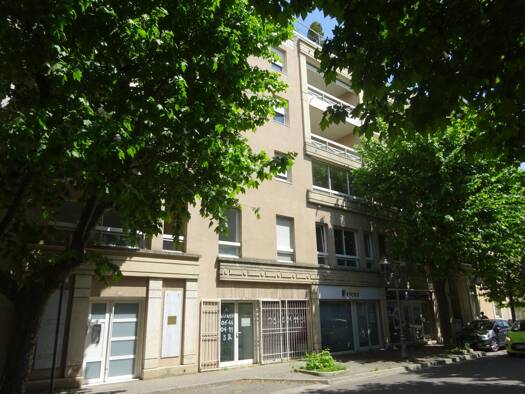 Appartement à louer 590 € 2 pièces 1 chambre 48 m² Étage 1/4 Alès 30100