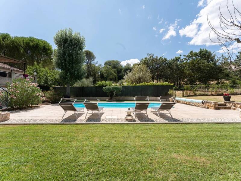 Maison à vendre, 189m², LE THOLONET