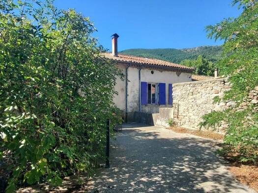 Maison à vendre 135 000 € 5 pièces 4 chambres 123 m² 163 m² de terrain Valgorge 07110