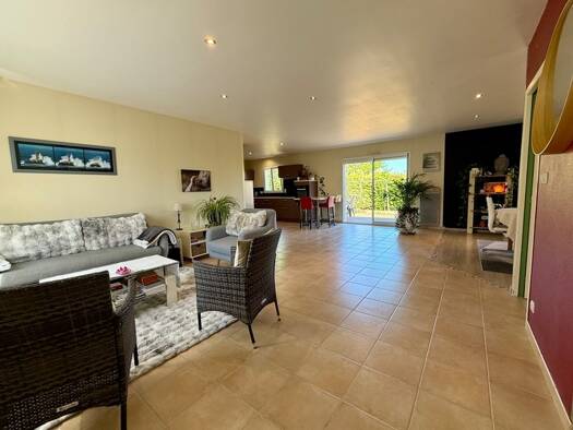 Maison à vendre 308 000 € 7 pièces 5 chambres 135 m² 758 m² de terrain Rochefort-sur-Loire 49190