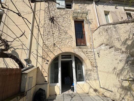 Ferme à louer 800 € 3 pièces 2 chambres 60 m² Barbentane 13570