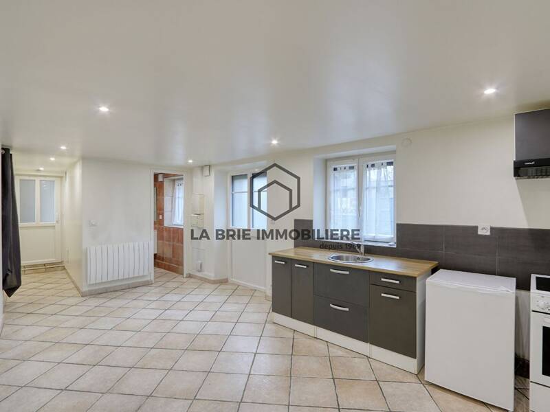 Maison à louer, 27m², VILLECRESNES