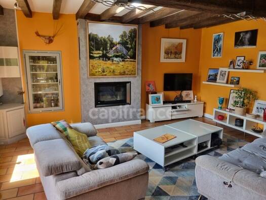 Ferme à vendre 240 000 € 5 pièces 3 chambres 130 m² 1 177 m² de terrain Neuvillalais 72240