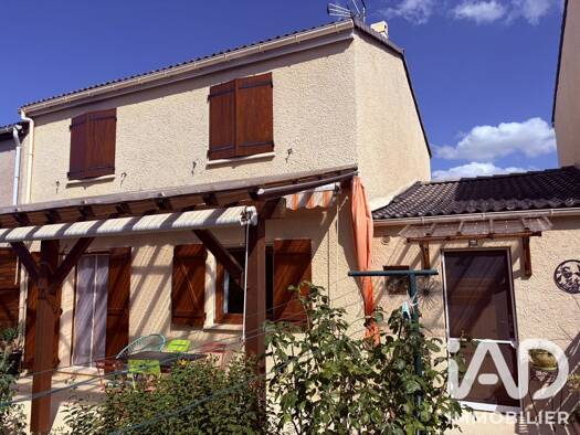 Maison à vendre 229 000 € 5 pièces 3 chambres 93 m² 428 m² de terrain Flavin 12450