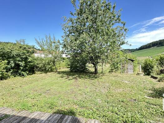 Maison à vendre 65 000 € 4 pièces 3 chambres 115 m² 136 m² de terrain Arrentières 10200