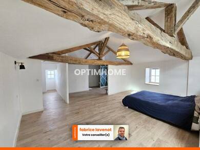 Maison de ville à vendre 370 000 € 6 pièces 2 chambres 180 m² 515 m² de terrain Nord Soyaux 16800