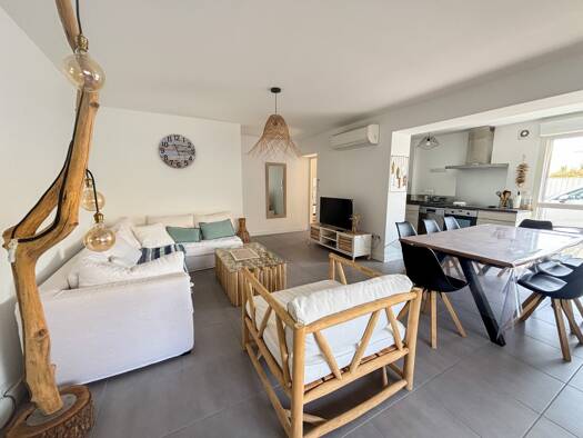 Appartement à vendre 375 000 € 4 pièces 3 chambres 81 m² RDC/1 Vieux-Boucau-les-Bains 40480