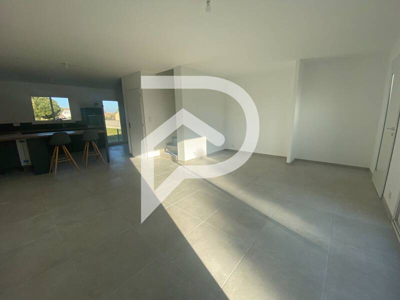 Maison à louer, 93m², AIGUES MORTES