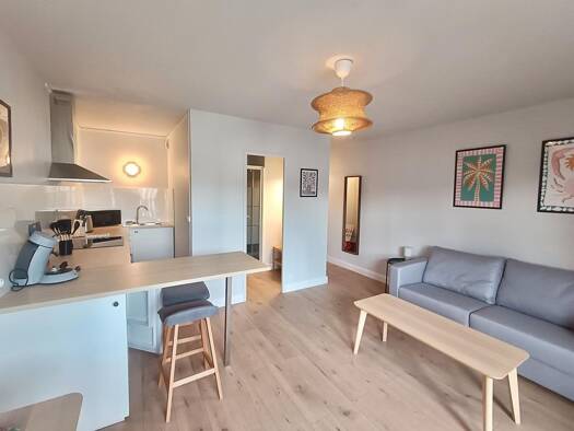 Appartement à louer 490 € 1 pièce 27,4 m² 2ème étage Centre Ville Mont-de-Marsan 40000