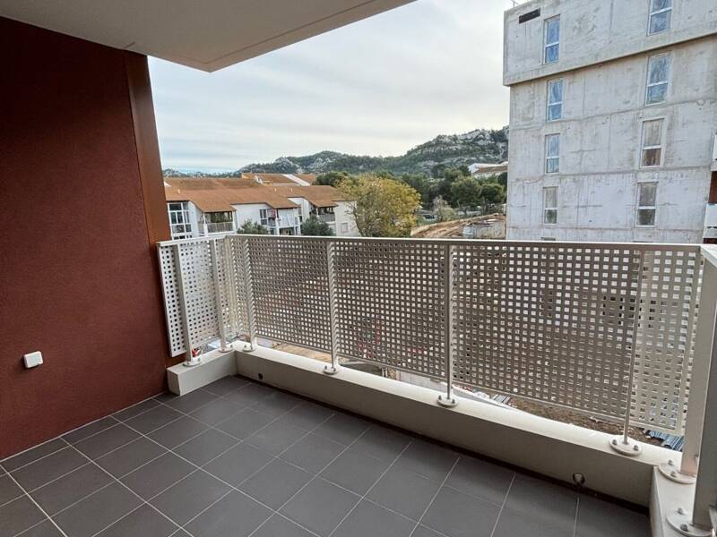 Maison à louer, 67m², MARSEILLE 9E
