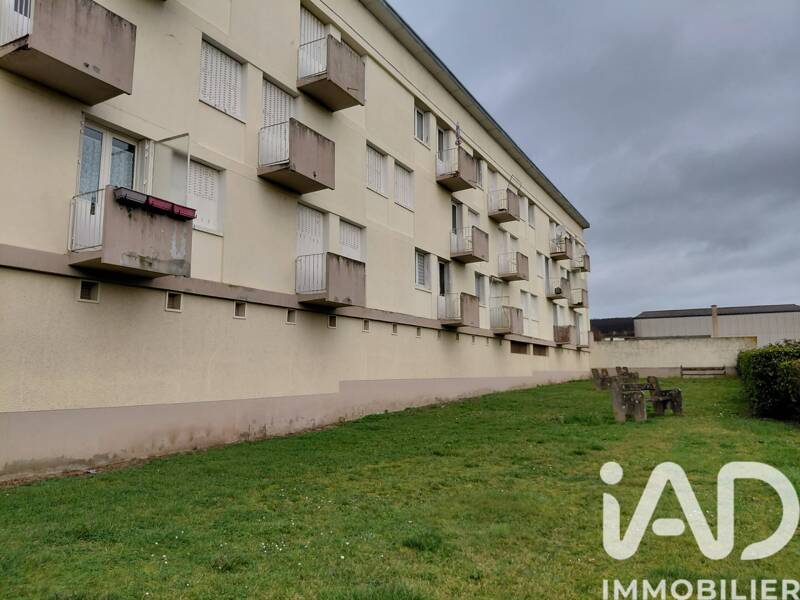Maison à vendre, 61m², SAINT AMAND MONTROND