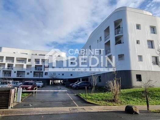 Appartement à vendre 161 700 € 1 pièce 30,8 m² Étage 1/4 Cimetiere Nord-Petit Bruges Bruges 33520