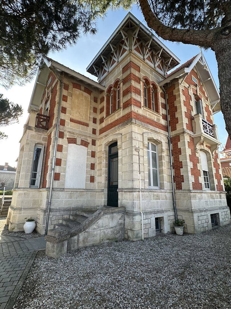 Maison à vendre, 165m², SOULAC SUR MER