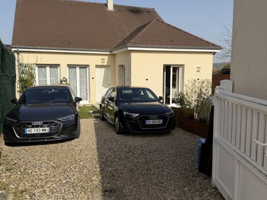 Maison à louer 1 470 € 4 pièces 3 chambres 90 m² Vernon 27200