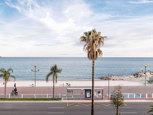 Appartement à vendre 425 000 € 2 pièces 1 chambre 57,35 m² Étage 1/6 Carras Nice 06200