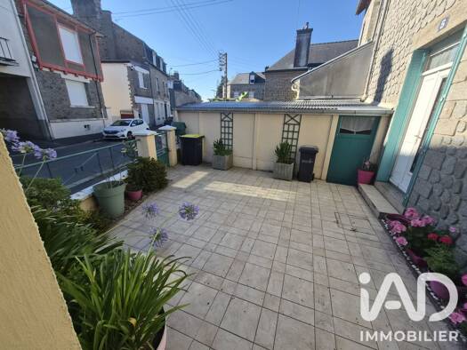 Maison à vendre 165 000 € 6 pièces 3 chambres 116 m² Bonabry-Gare Fougères 35300