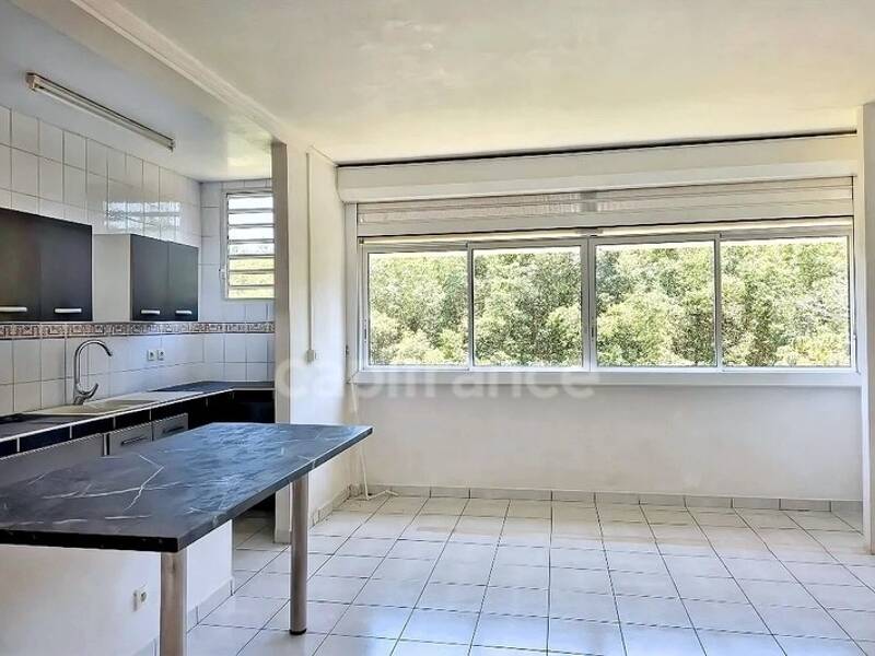Maison à vendre, 42m², CAYENNE