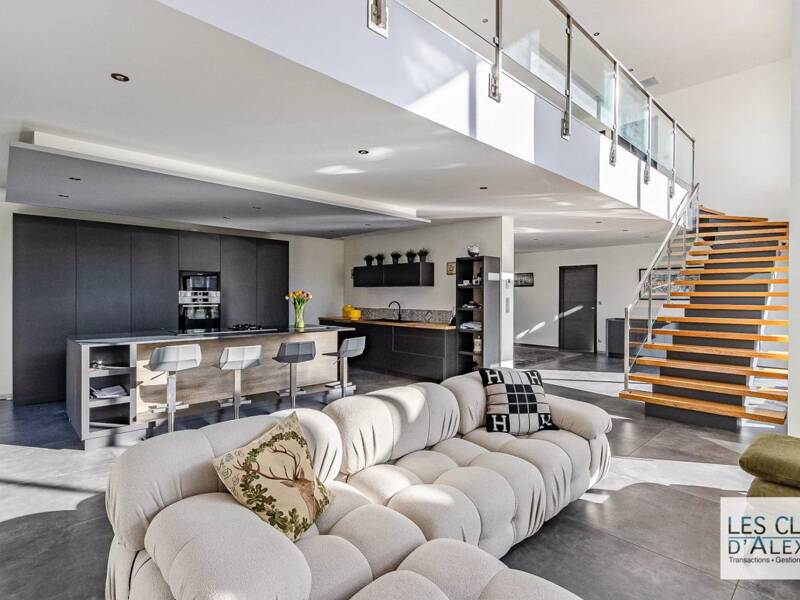 Maison à vendre, 291m², NEYRON