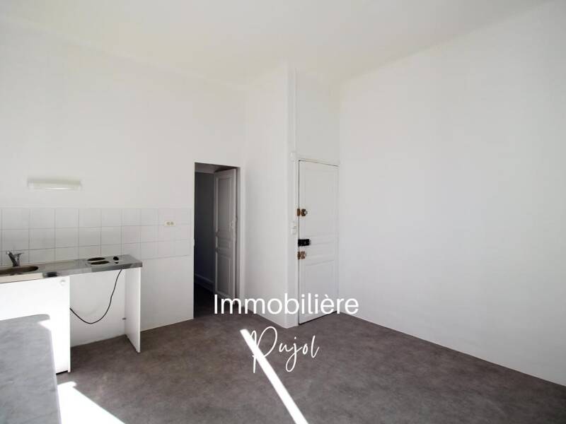 Maison à louer, 25m², MARSEILLE 9E