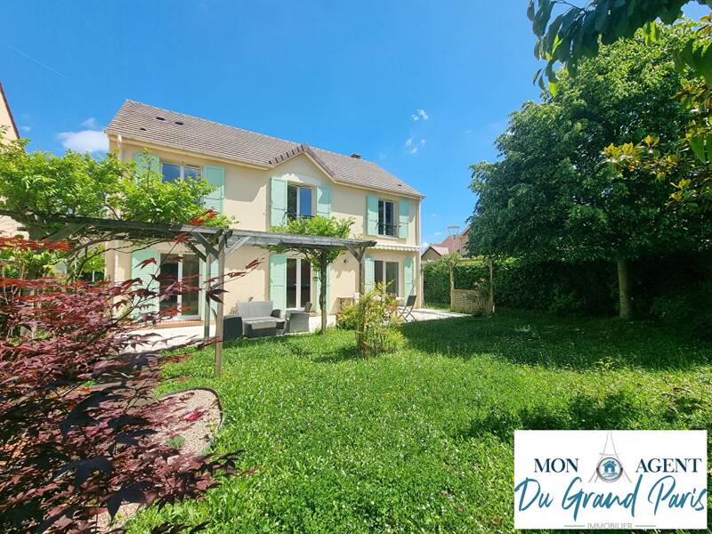 Maison à vendre, 157m², TOUSSUS LE NOBLE