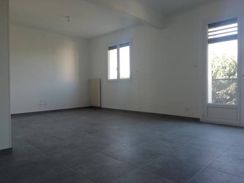 Maison à louer, 94m², RODILHAN