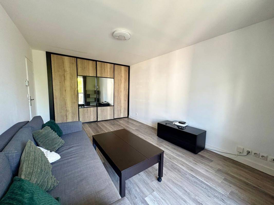 Maison à louer, 45m², SAINT MAUR DES FOSSES
