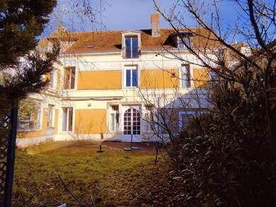 Maison à vendre 141 690 € 10 pièces 6 chambres 254 m² 596 m² de terrain Yzeures-sur-Creuse 37290