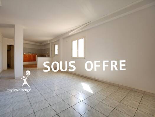 Appartement à vendre 115 500 € 2 pièces 1 chambre 42 m² Étage 1/3 Aimargues 30470