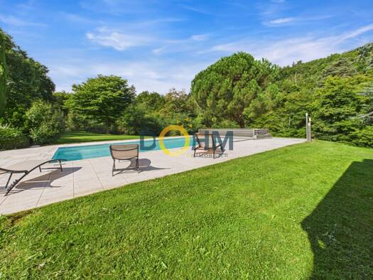 Maison à vendre 599 000 € 8 pièces 6 chambres 196,5 m² 13 248 m² de terrain Fraisses 42490