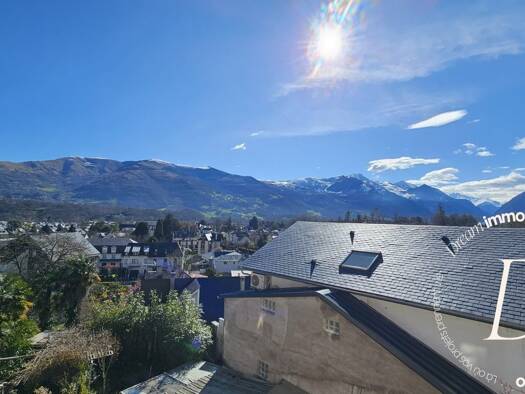 Maison à vendre 499 000 € 10 pièces 8 chambres 380 m² 391 m² de terrain Argelès-Gazost 65400