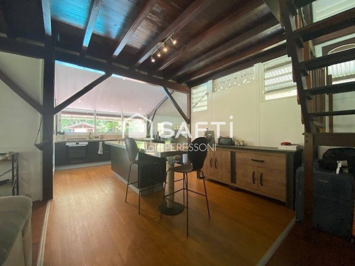 Maison à vendre, 180m², MONTSINERY TONNEGRANDE