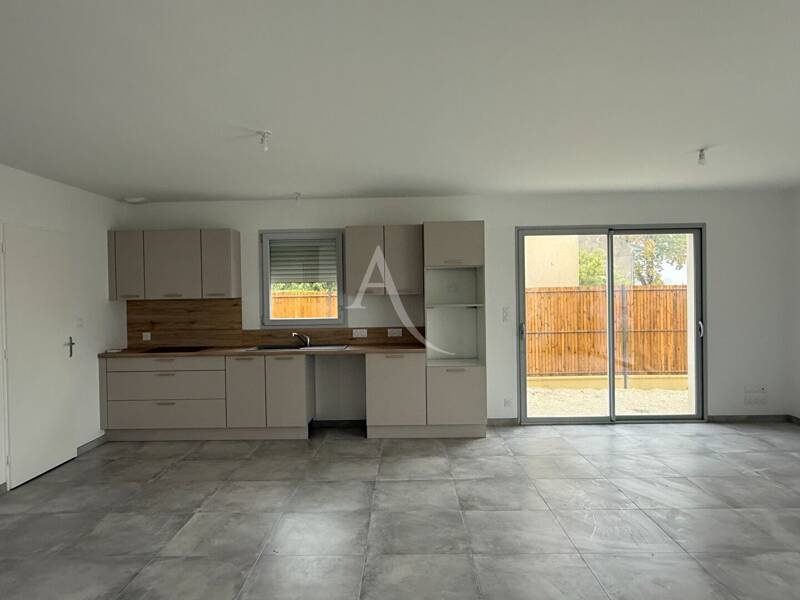 Maison à louer, 114m², SAINT SEVER DE SAINTONGE