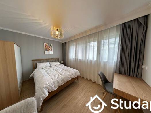 Colocation à louer 600 € 1 pièce 3 chambres 30 m² 2ème étage Nord Palaiseau 91120