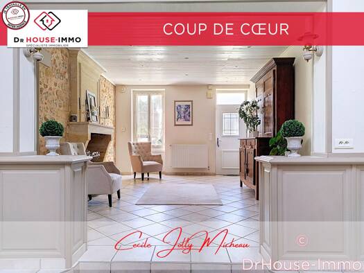 Maison à vendre 450 000 € 8 pièces 6 chambres 280 m² 3 325 m² de terrain Cars 33390