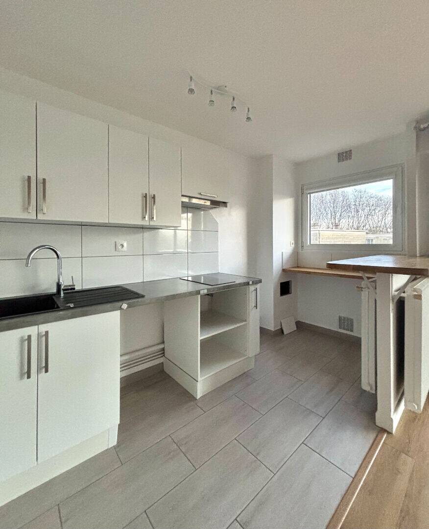 Maison à louer, 33m², SAINT MAUR DES FOSSES