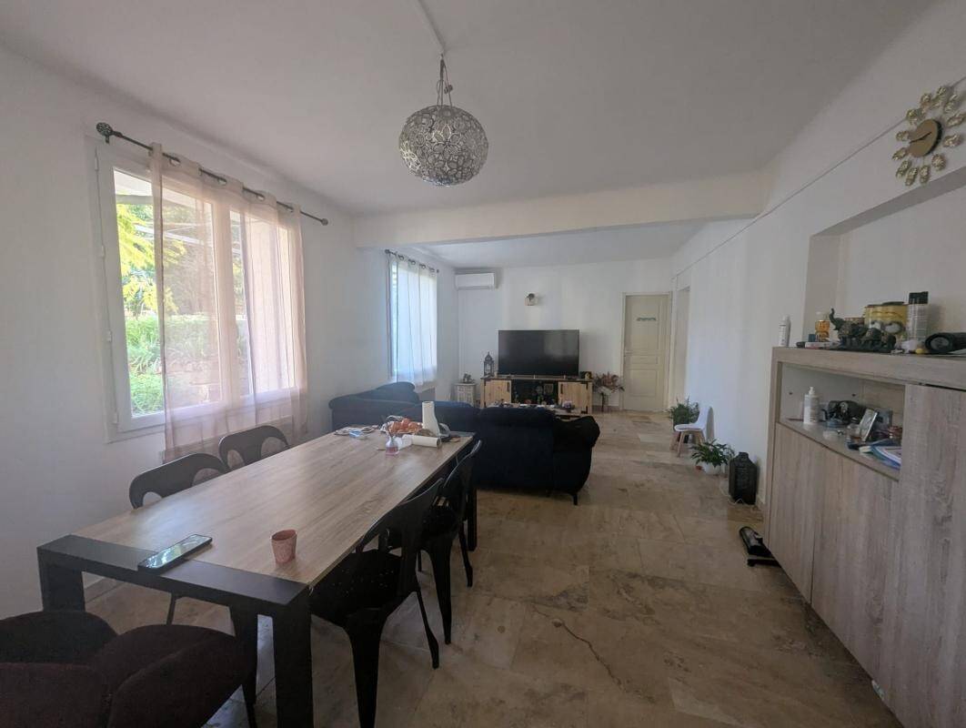 Maison à vendre, 205m², REMOULINS
