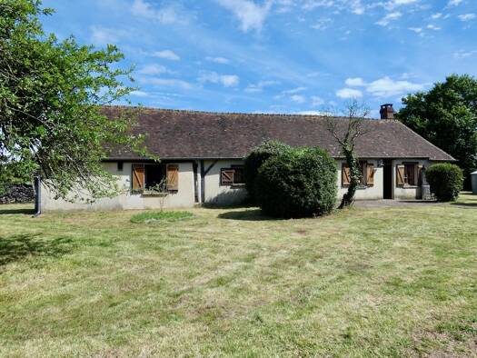 Maison de plain-pied à vendre 129 000 € 4 pièces 3 chambres 80 m² 2 809 m² de terrain La Vieille Lyre 27330
