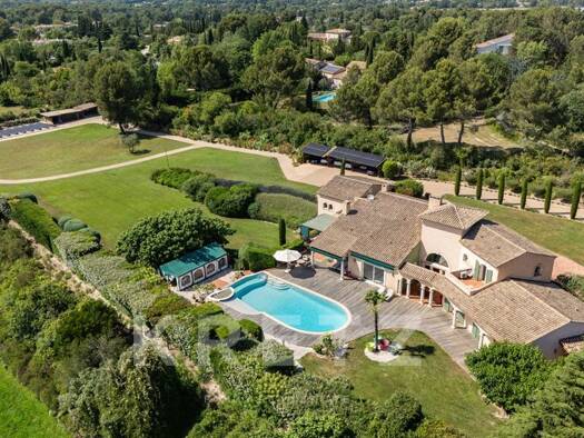 Maison à vendre 2 950 000 € 8 pièces 7 chambres 500 m² 11 522 m² de terrain Celony la calade Aix-en-Provence 13090