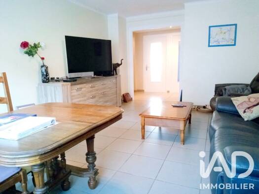 Appartement à vendre 257 000 € 3 pièces 2 chambres 61 m² Étage 1/4 Sud Ville-la-Grand 74100